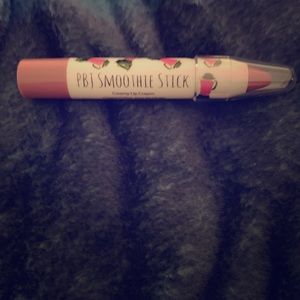PBJ Smoothie Stick Creamy Lip Crayon